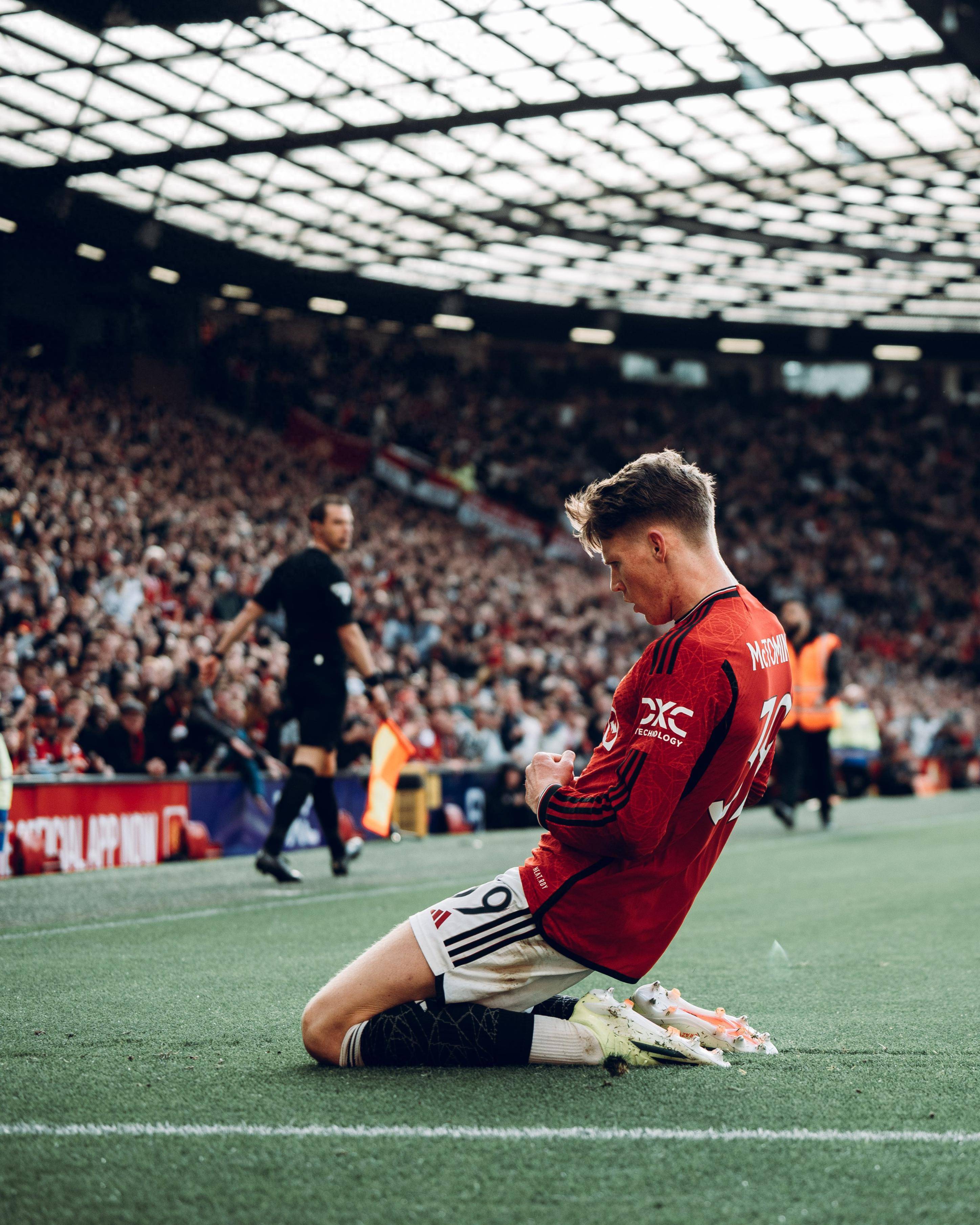 中欧·体育官方网站-今晨迈阿密热火备战法国杯波特兰开拓者围绕足总杯外线爆发，上海海港转会期绝杀压哨瞬间刷屏的简单介绍